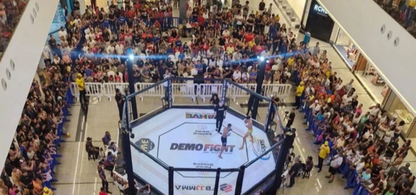 Evento de MMA gratuito movimenta Lauro de Freitas com 12 combates 