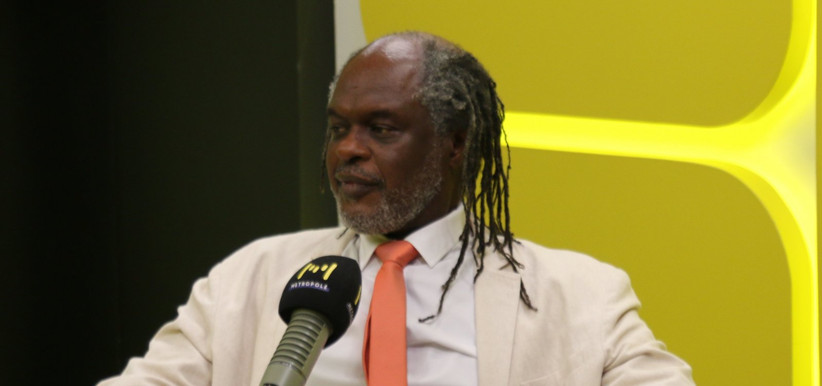 "Quem não deve não teme”, diz Silvio Humberto sobre acusações de "rachadinha"