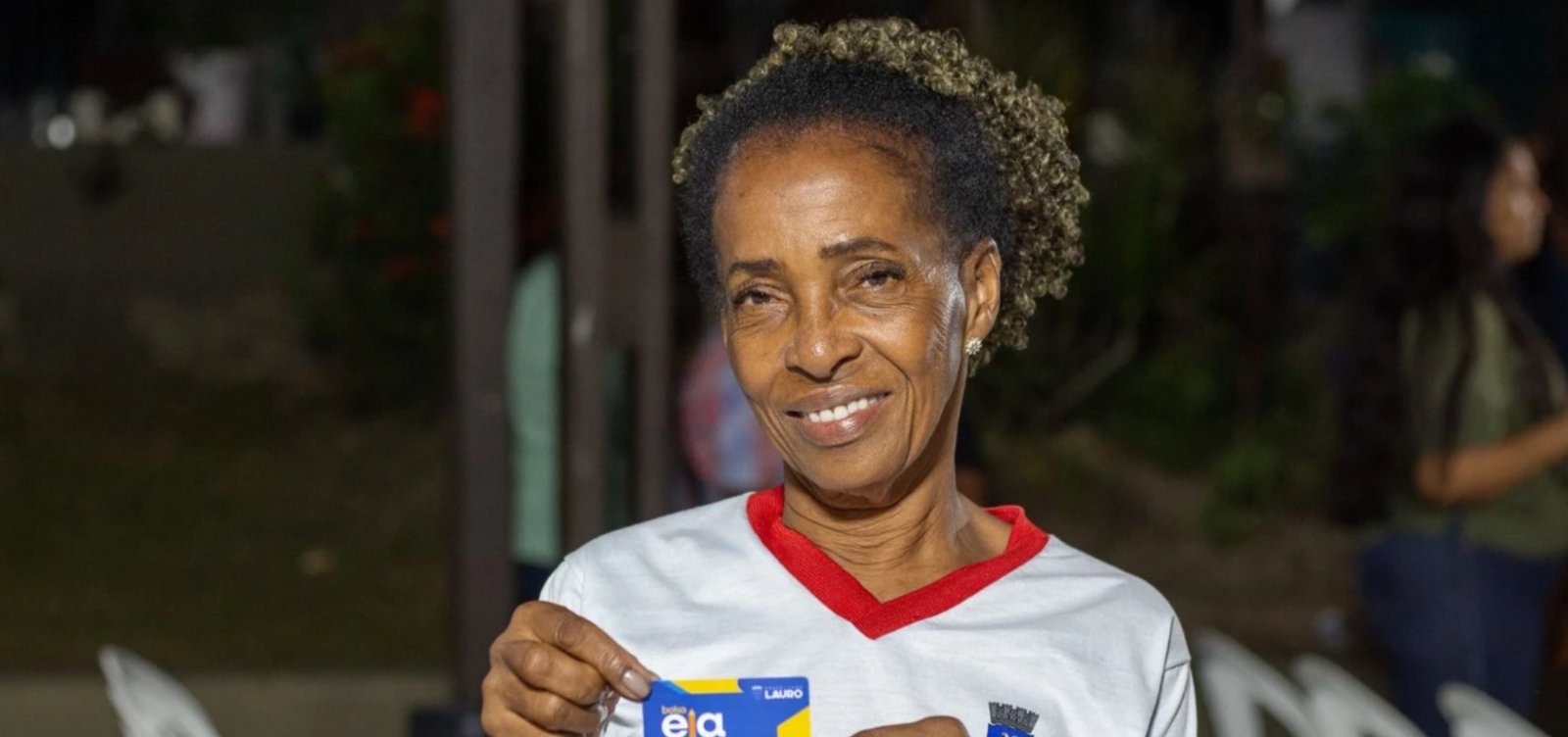 Lauro de Freitas lança Bolsa EJA com auxílio para estudantes da rede municipal