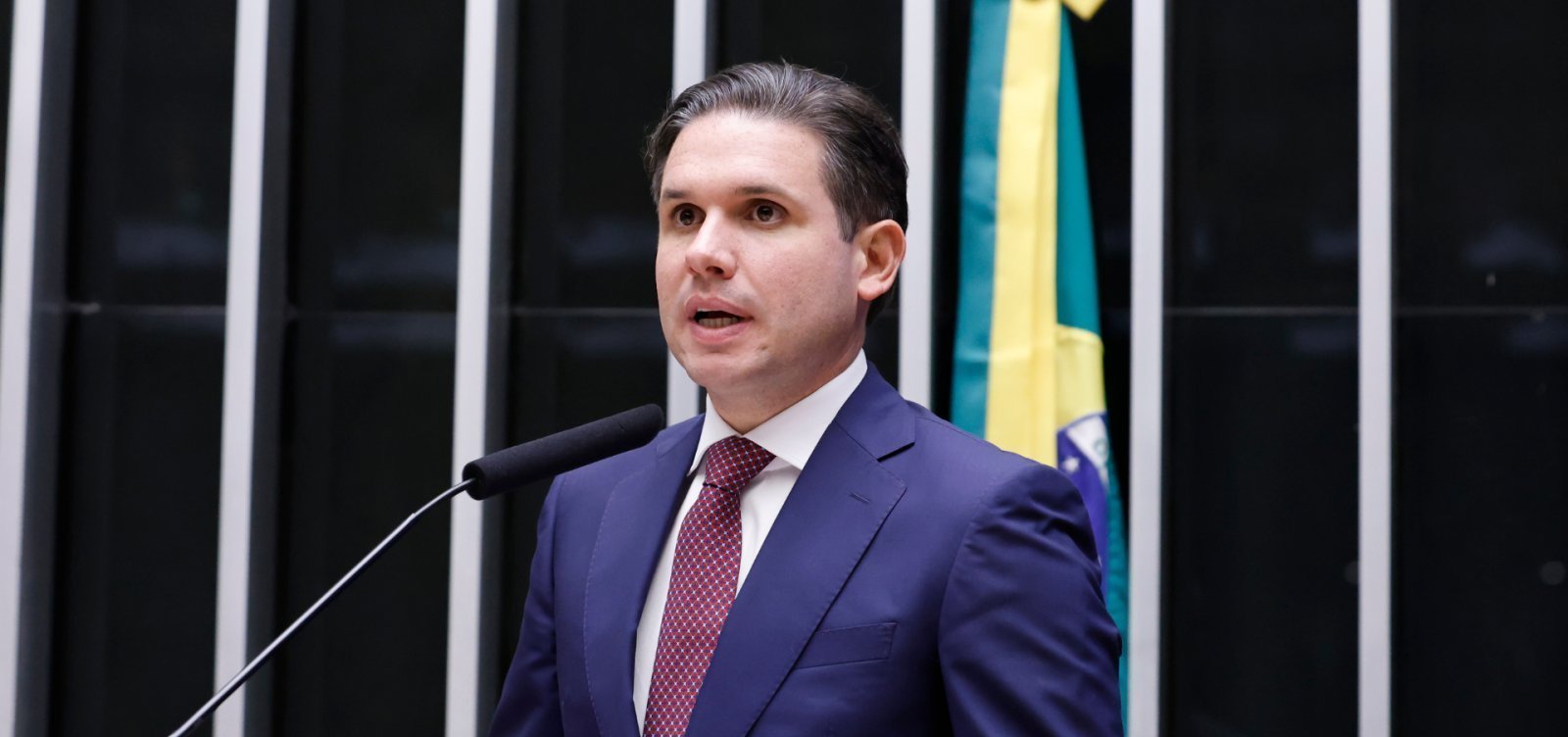 Fim da escala 6x1: Motta escolhe Leo Prates como relator da proposta