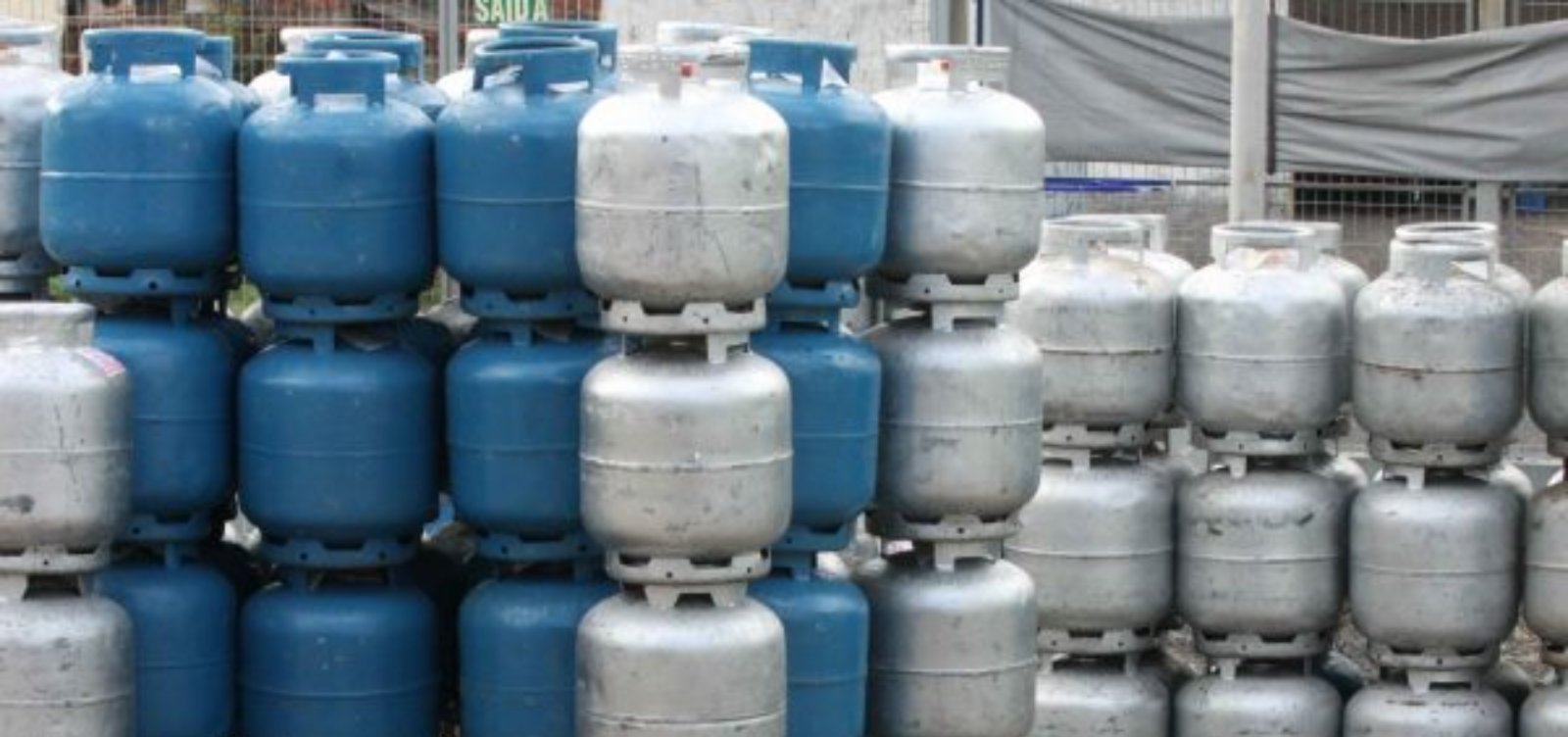 Governo libera R$ 330 milhões para conter alta do gás de cozinha