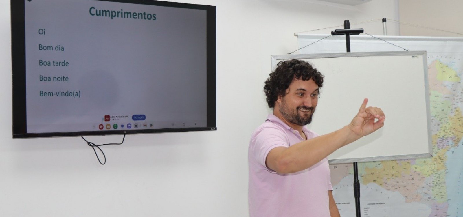 Bahia reconhece Libras como meio legal de comunicação e amplia direitos da população surda