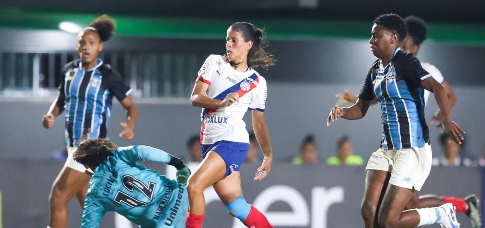 Bahia perde em casa para o Grêmio, mas mantém lugar no G-4 da Série A1