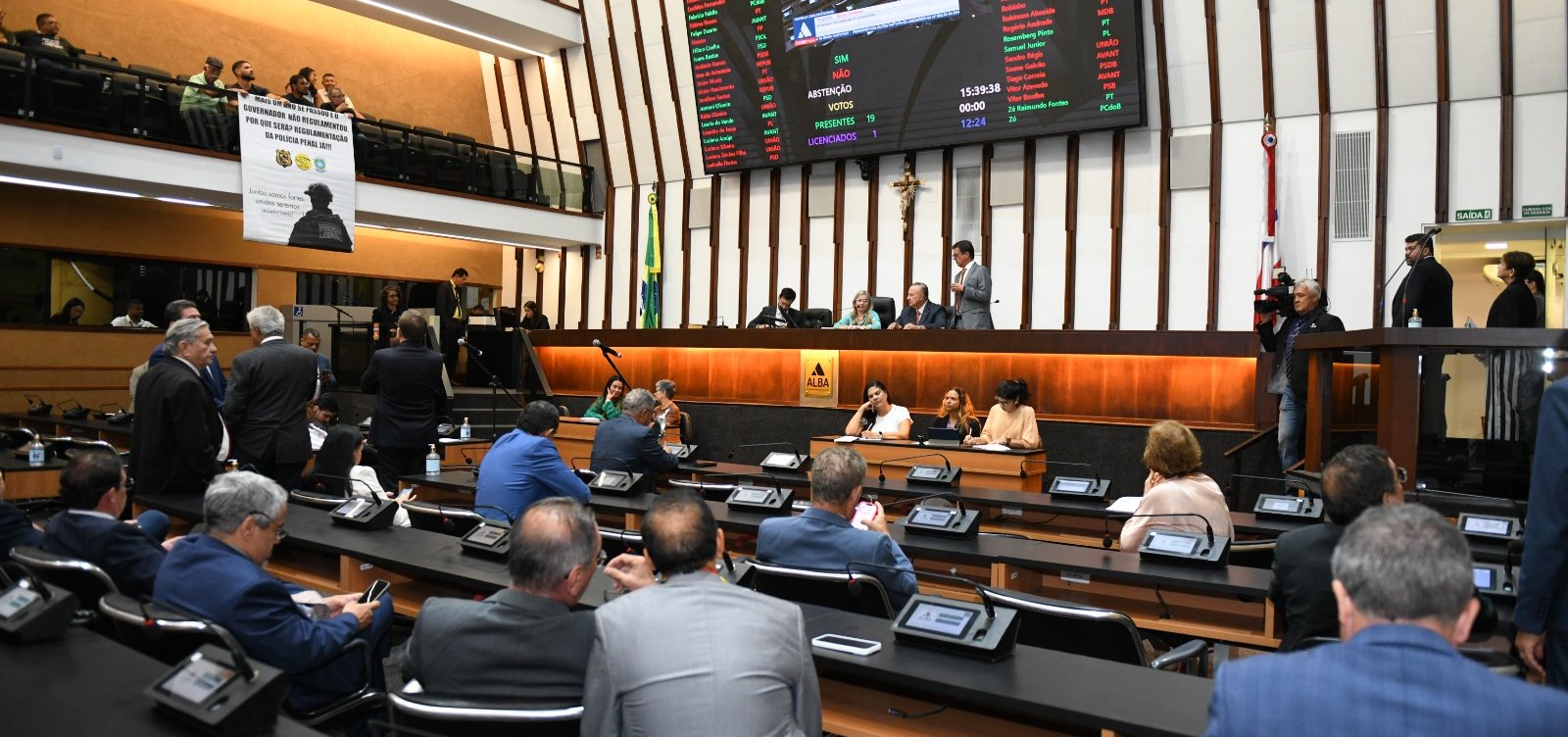 Alba abre prazo para indicações a vaga de conselheiro no TCM