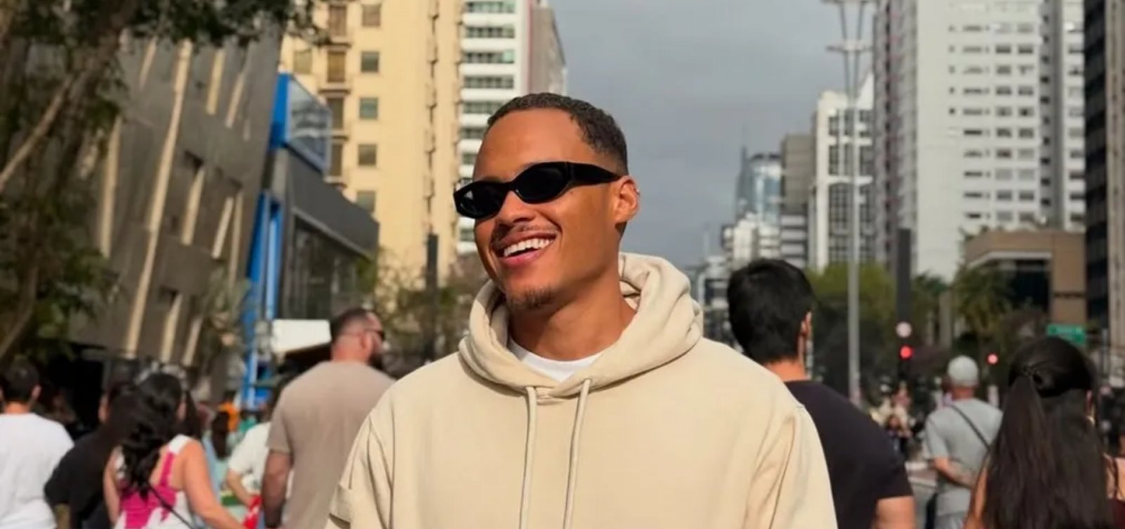 Servidor é condenado a pagar 40 salários mínimos por injúria racial contra influencer baiano