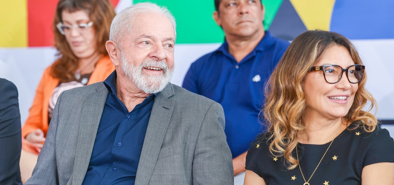 Juiz nega pedido para excluir post de Nikolas sobre Janja e Lula
