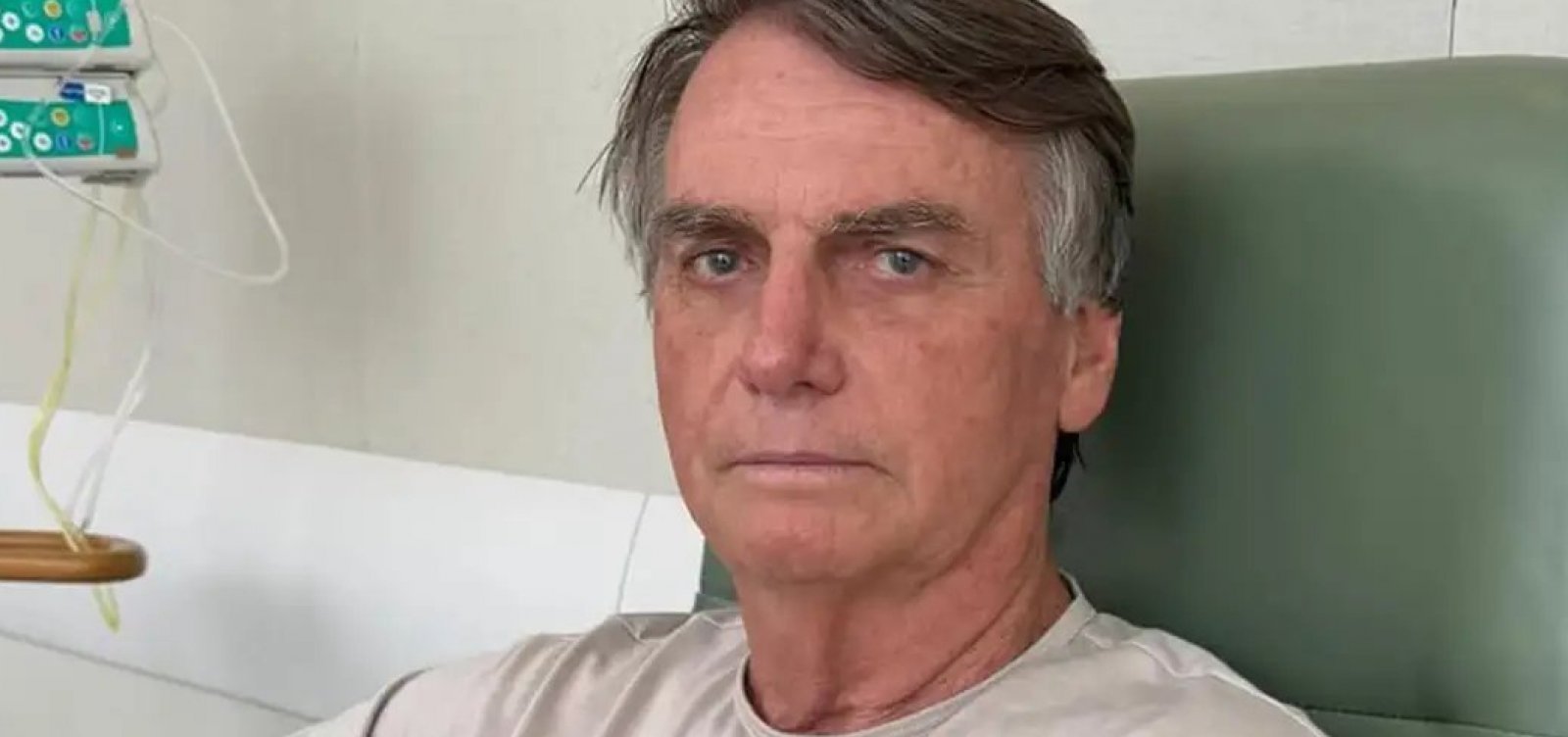 Moraes autoriza manutenção em elevador na casa de Bolsonaro após pedido da defesa