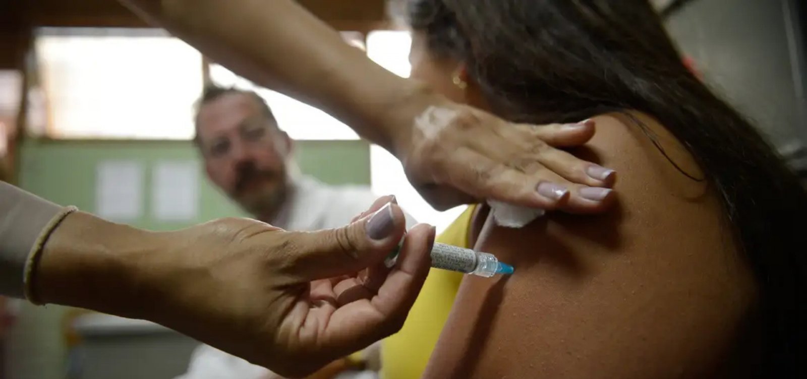 Shopping de Salvador recebe novo centro de vacinação contra Covid e gripe