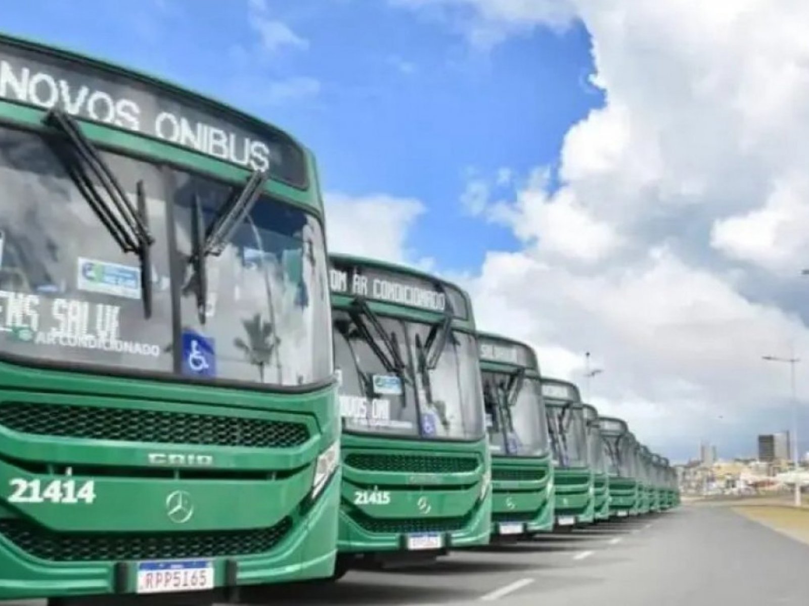 Salvador opera com 50% da frota de ônibus durante mobilização dos rodoviários