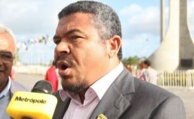 "Fica a frustração", diz Walmir Assunção sobre não ser candidato a prefeito