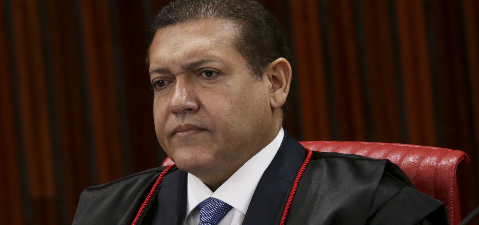 Nunes Marques assume presidência do TSE com foco no combate à IA nas eleições