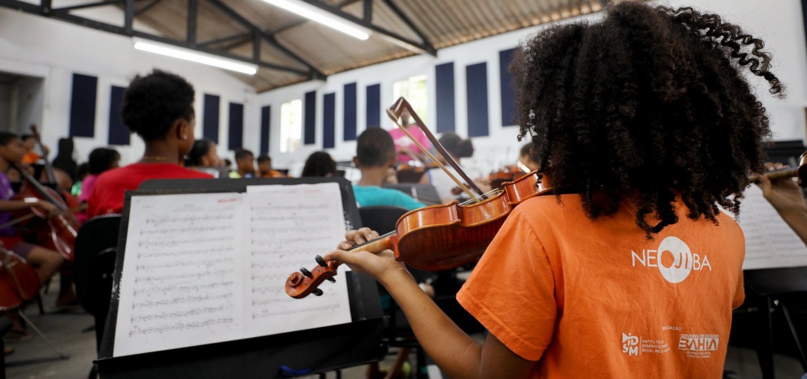NEOJIBA leva apresentação gratuita à Estação Pirajá nesta terça-feira