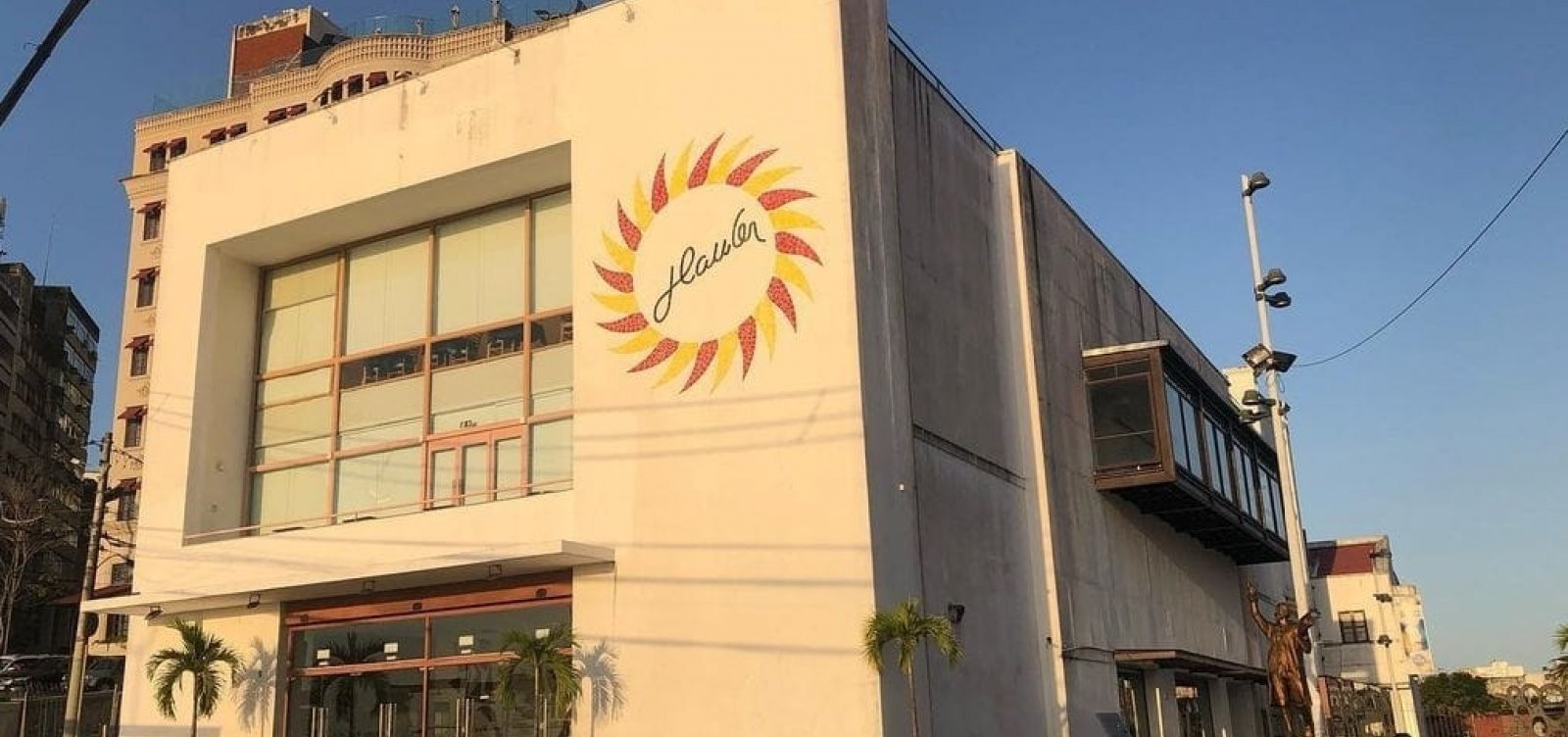Cine Glauber Rocha proíbe acesso ao terraço para pessoas sem ingresso; entenda o motivo 