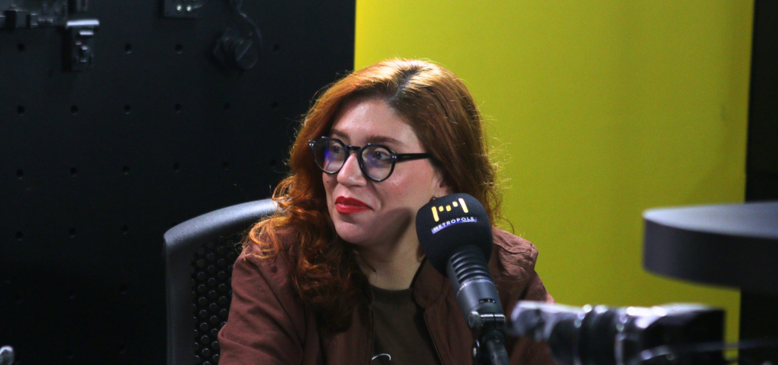 Atriz Carla de Lucena aborda luto e memória em espetáculo solo “Corpo Presente”
