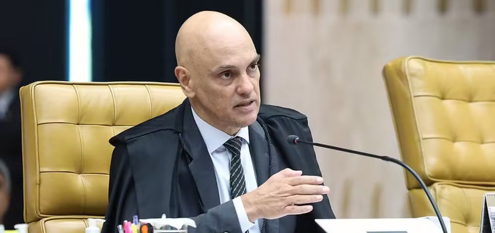 Moraes determina inclusão de dono da Refit na lista da Interpol