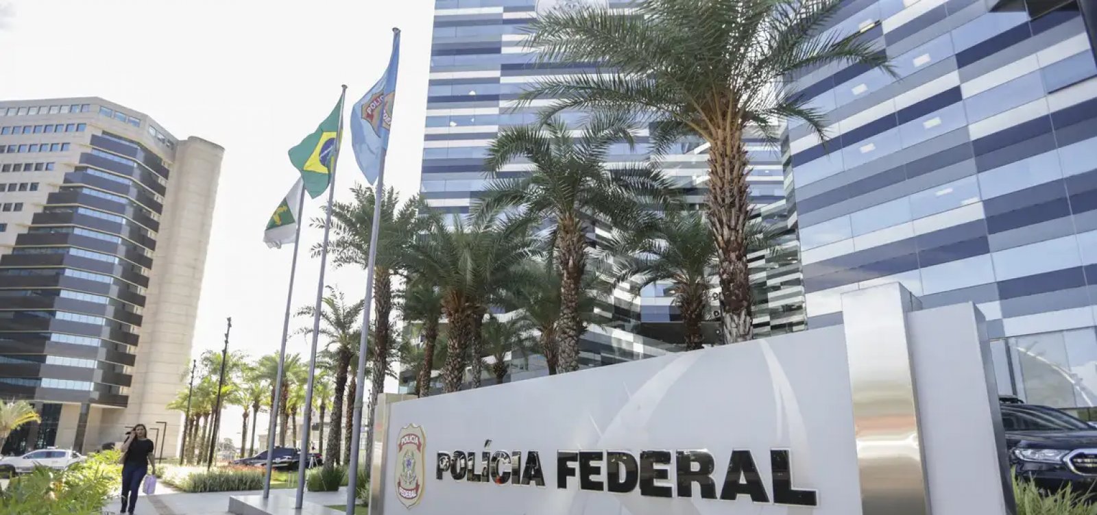 Hacker investigado no caso Master é preso após deportação de Dubai para o Brasil