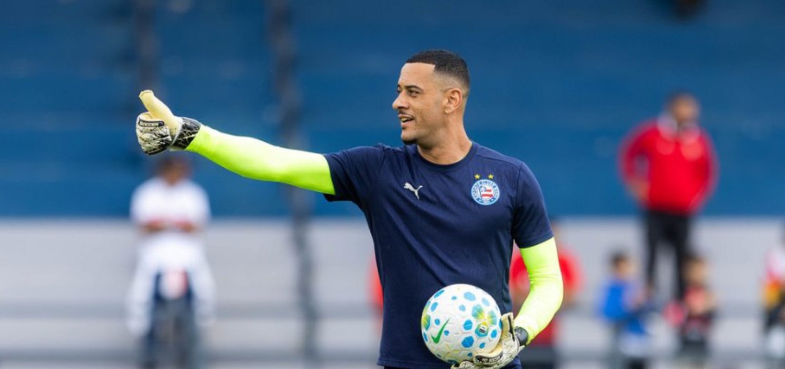 Goleiro Léo Vieira sofre grave lesão no joelho e desfalca o Bahia até o fim da temporada