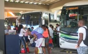 Carreta quebrada e movimento na Rodoviária atrapalham o trânsito em Salvador
