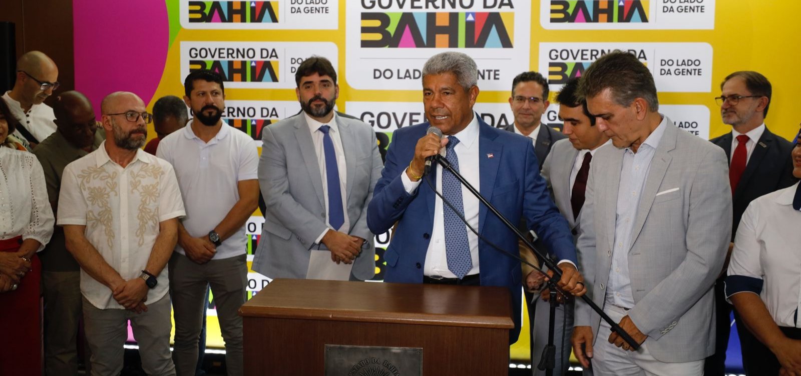 Governo da Bahia amplia gratificações e cria novos benefícios para servidores estaduais