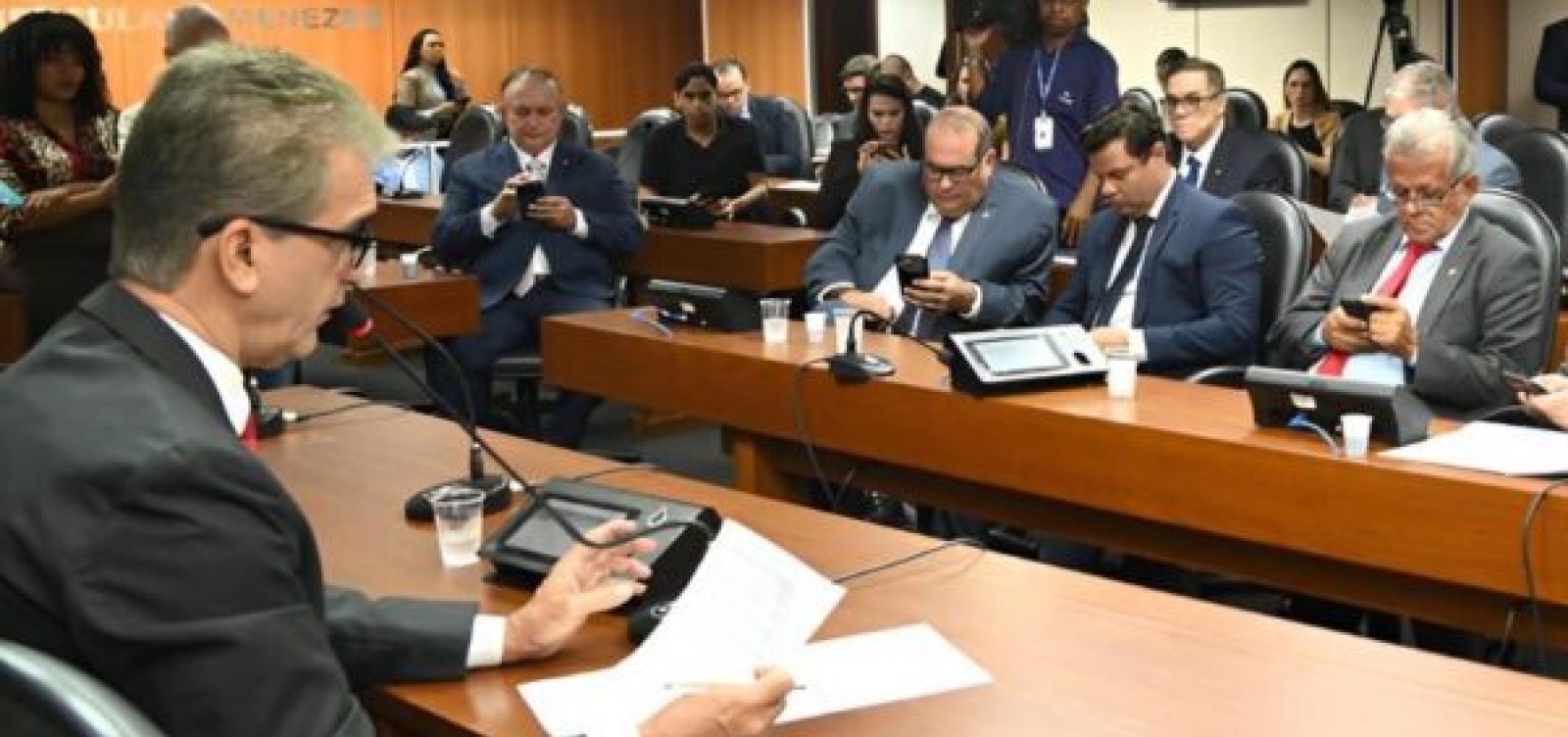 Alba adia sabatina de esposa de Mário Negromonte Jr. para vaga no TCM