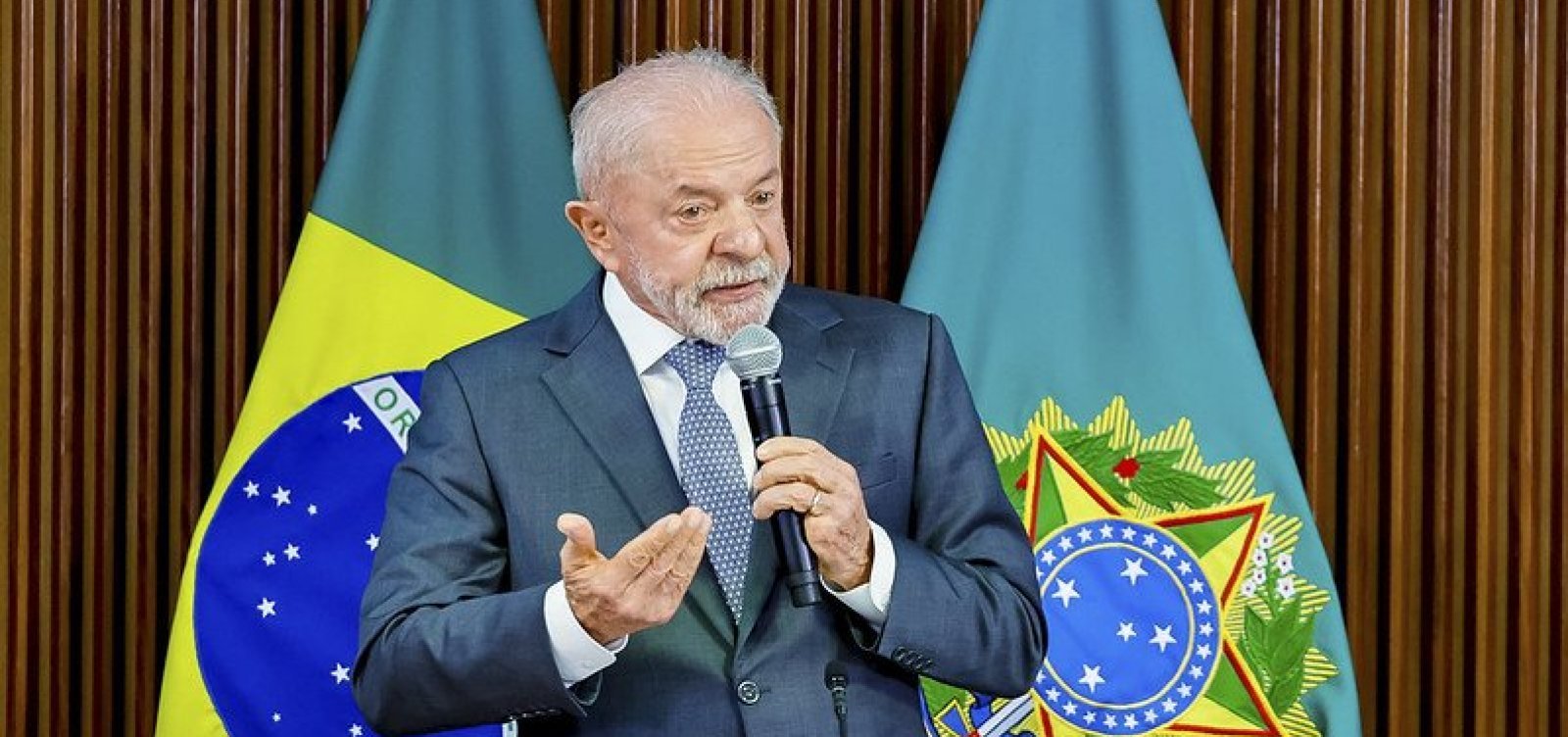 Lula assina decreto que cria Sistema Nacional de Trilhas e fortalece turismo e conservação ambiental