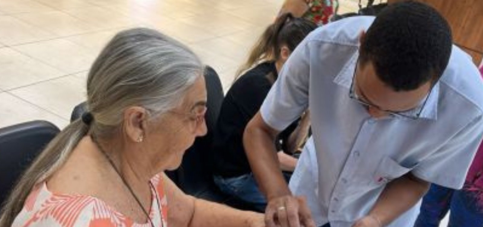 SAC realiza mutirão para emissão da nova Carteira de Identidade Nacional para idosos neste sábado