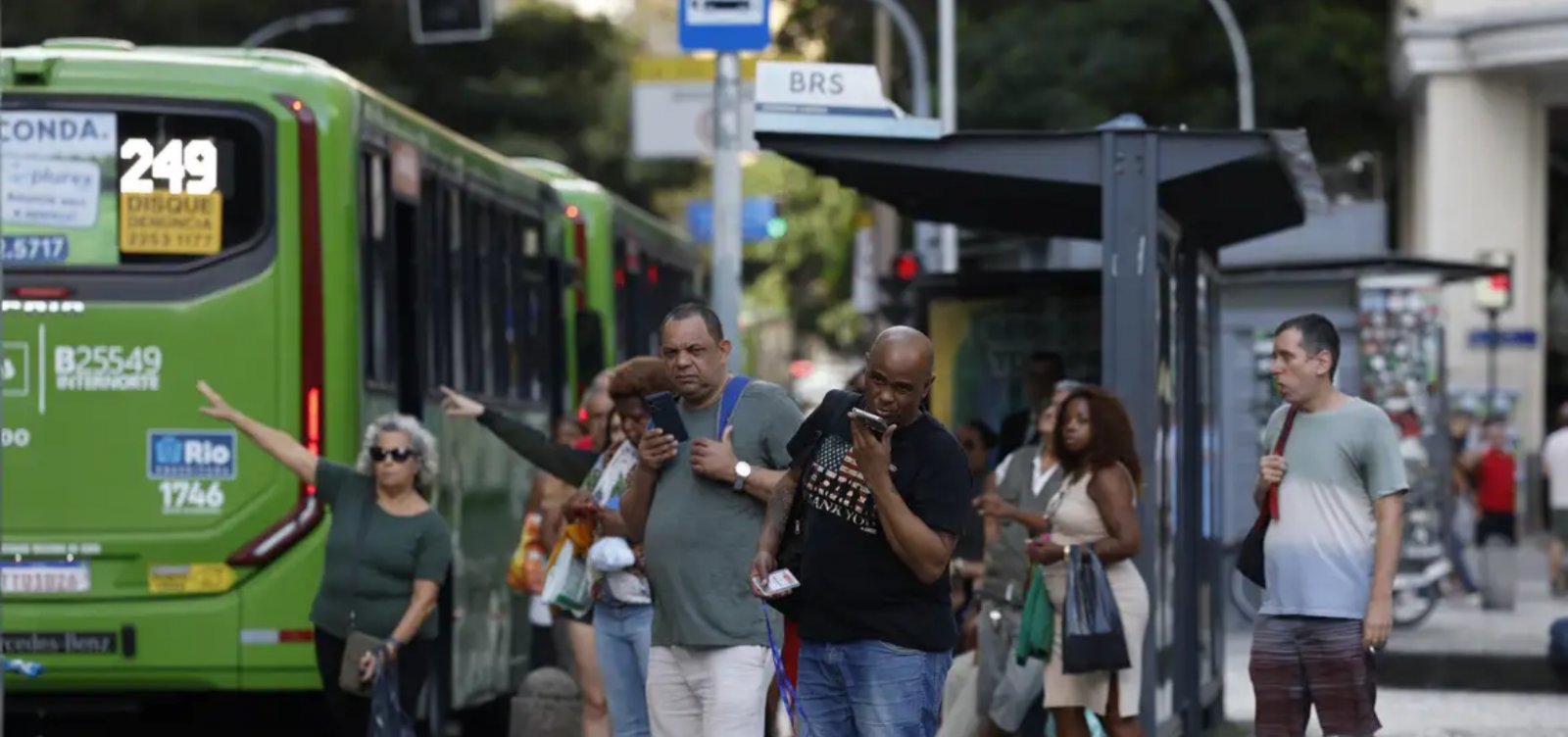 Governo Lula sanciona marco do transporte público que abre caminho para tarifa zero