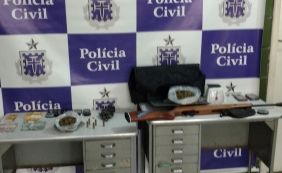 Dupla é flagrada com armamento e maconha em Senhor do Bonfim