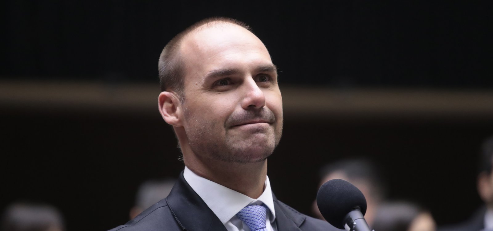 PGR pede condenação de Eduardo Bolsonaro por coação no curso do processo durante julgamento no STF