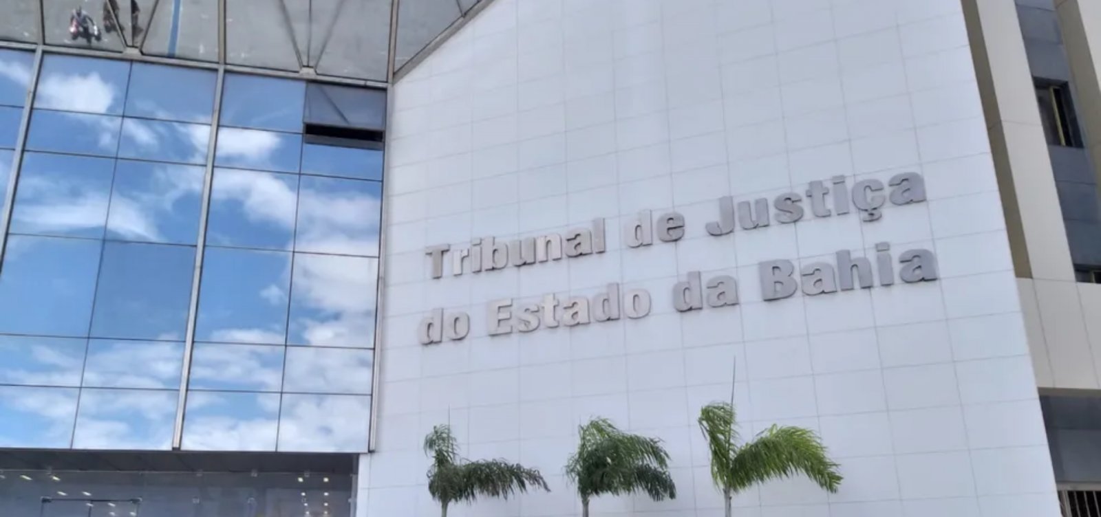 Servidor que amputou o próprio pé para aplicar golpe milionário em seguradoras é condenado na Bahia