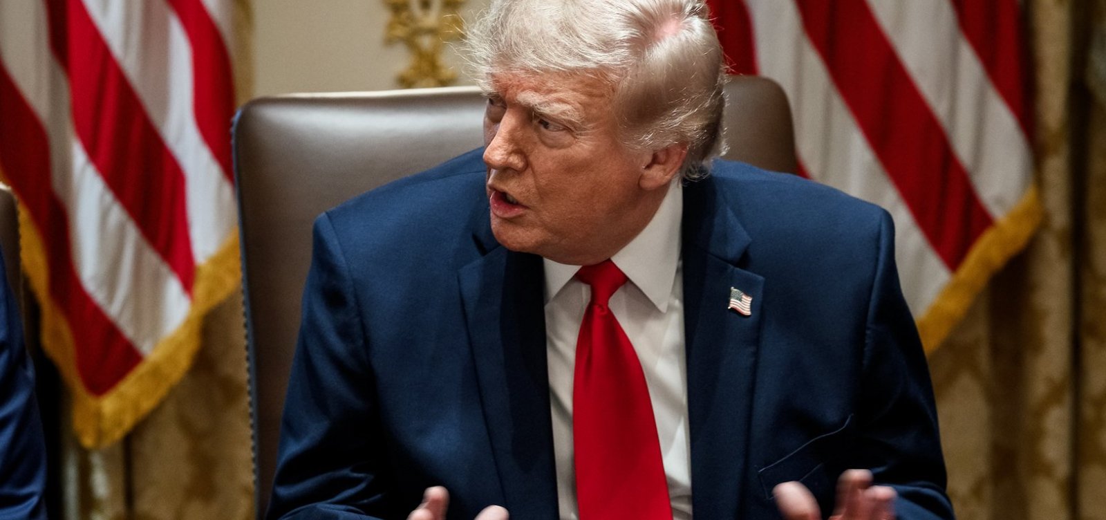 Trump diz que situação política no Brasil é "um pouco perigosa" e cita prisão de Eduardo Bolsonaro