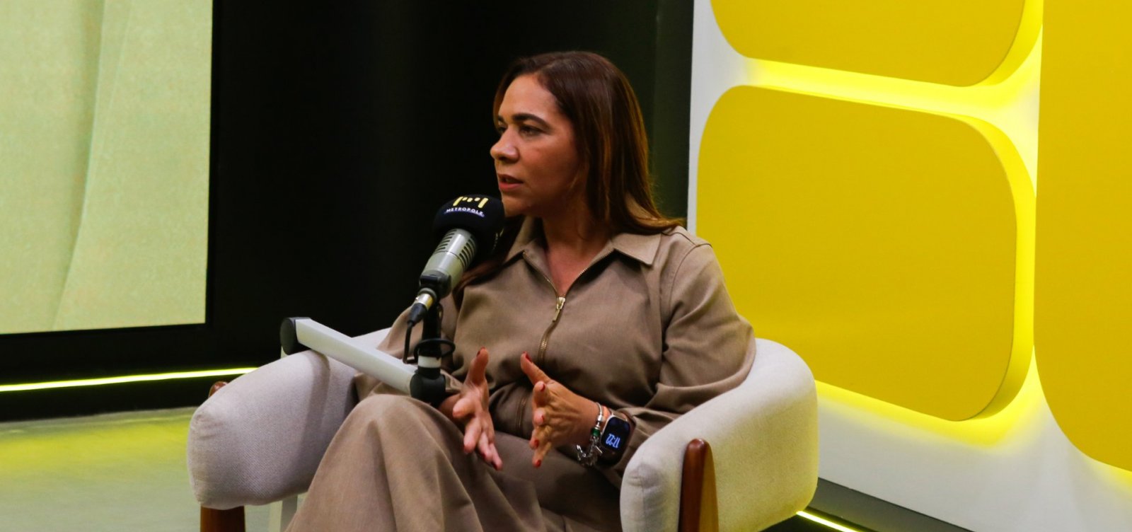 Bahia amplia plantões e reforça atendimento para o São João, diz Roberta Santana, secretária da Saúde