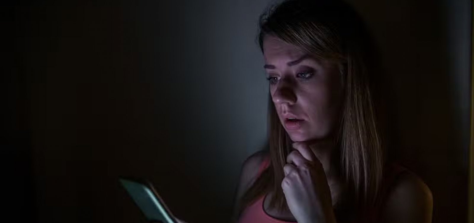 Denúncias de violência contra mulheres na internet crescem 188% em um ano, diz ministério