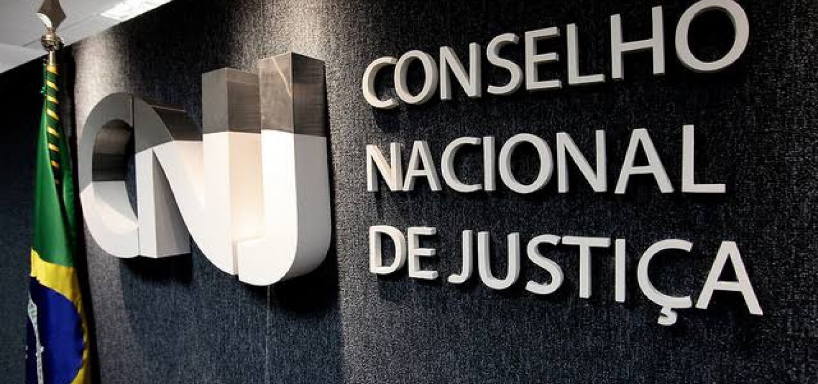 CNJ vota fim da aposentadoria compulsória como punição para juízes por faltas graves