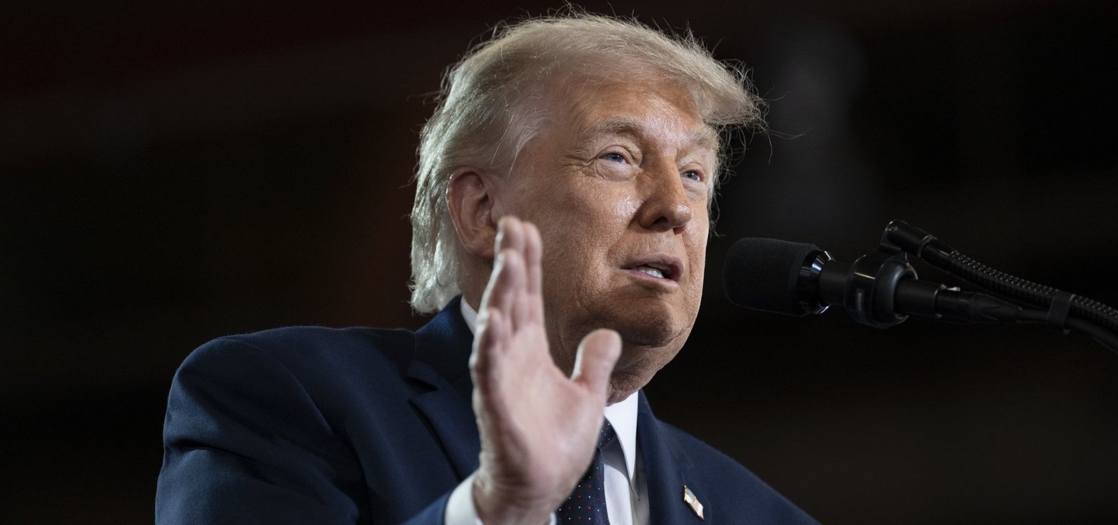 Trump diz que Irã garantiu passagem livre de navios pelo Estreito de Ormuz