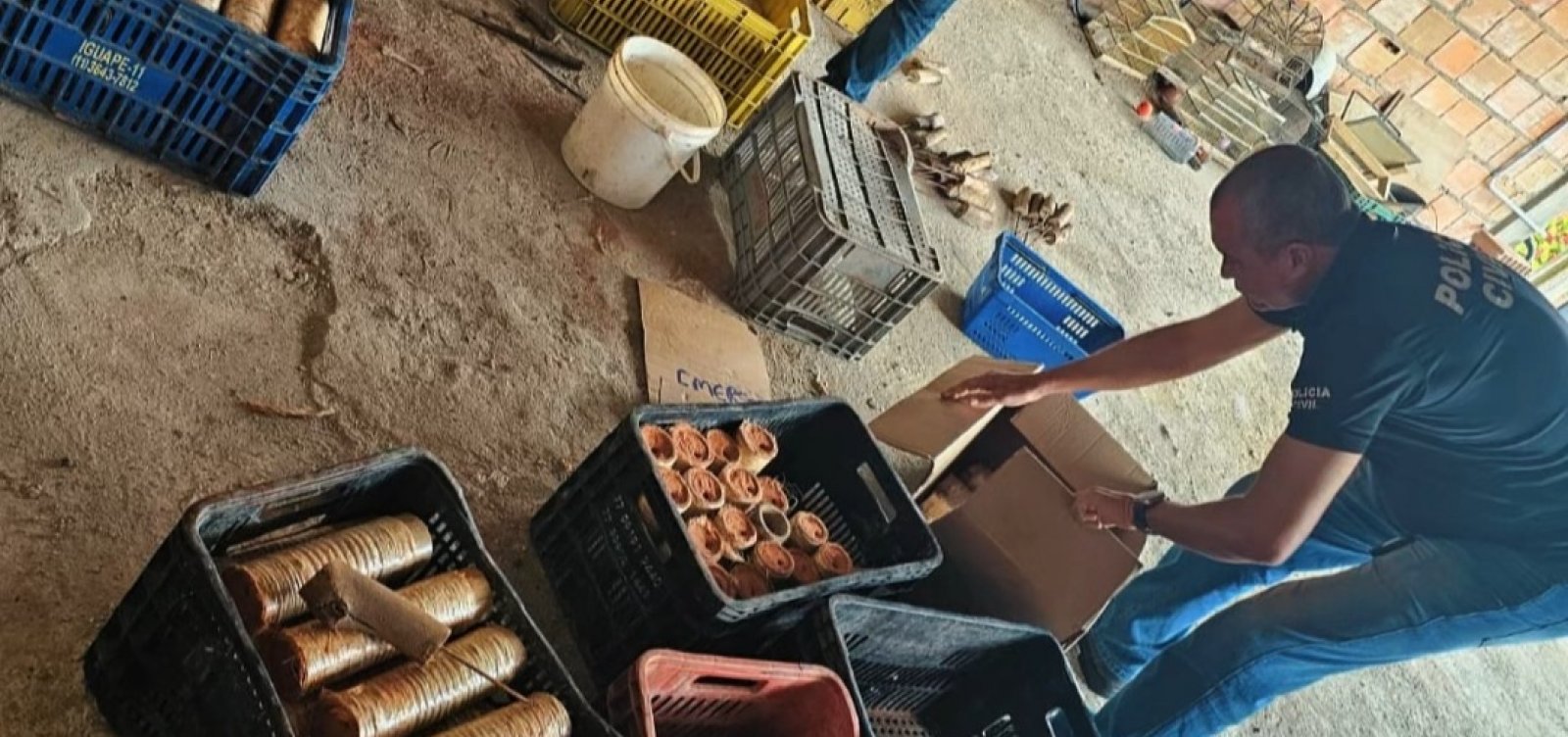 Polícia Civil reafirma proibição do uso e porte de espadas na Bahia