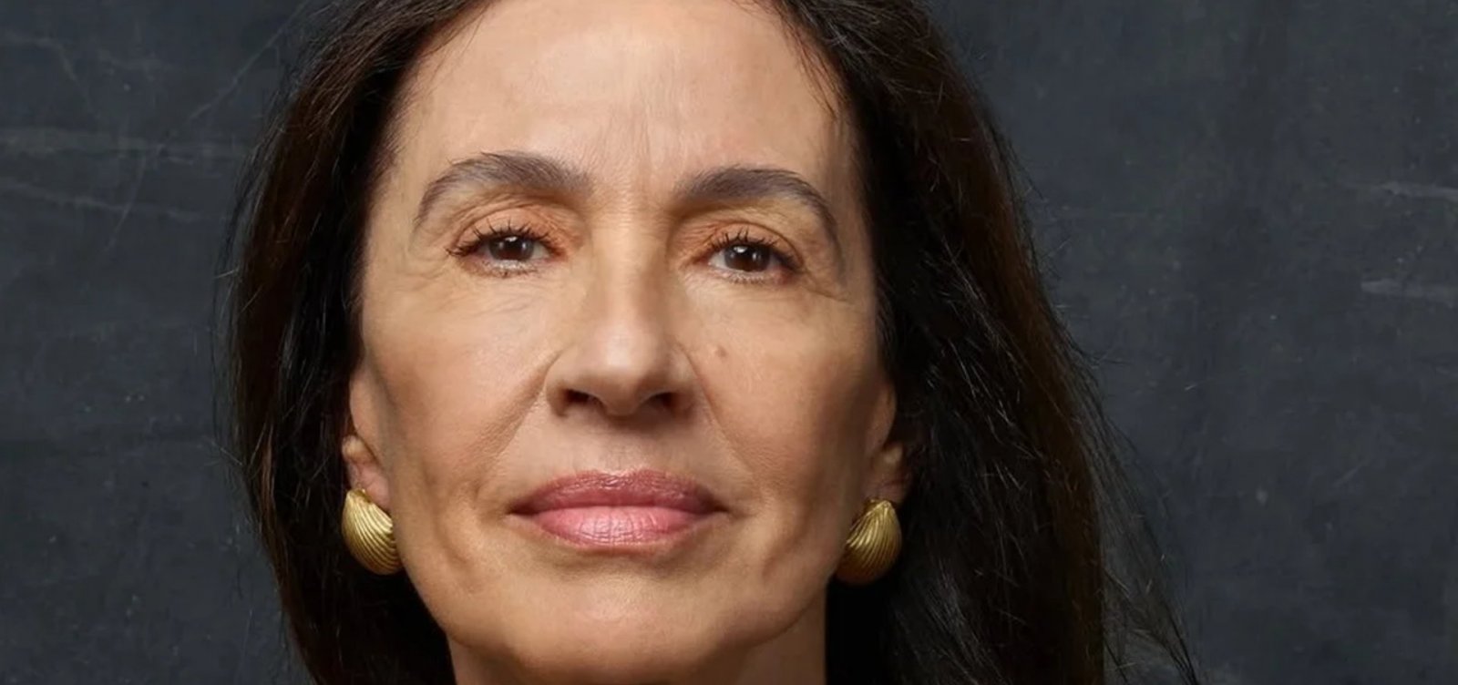 Flora Gil é entrevistada no Mojubá nesta quinta-feira
