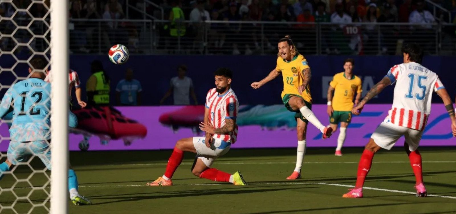 Austrália empata com o Paraguai e garante vaga na fase eliminatória da Copa