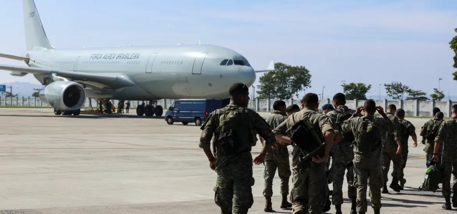 FAB envia militares e 18 toneladas de medicamentos para reforçar ajuda à Venezuela
