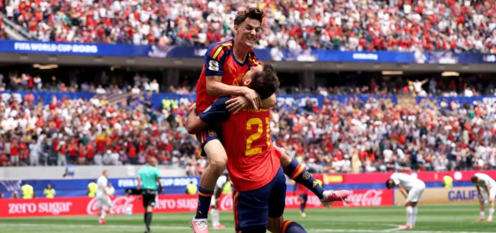 Espanha vence a Áustria por 3 a 0 e avança às oitavas da Copa do Mundo