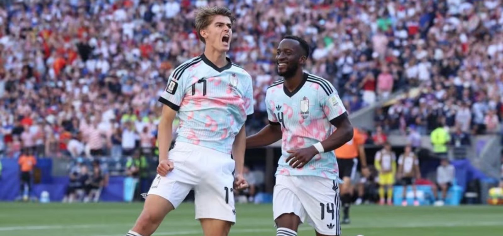 Bélgica domina, goleia os Estados Unidos e avança às quartas de final da Copa