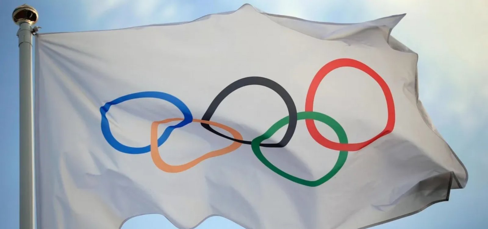 COI suspende punição da Rússia nas Olimpíadas, mas não definiu se país poderá usar bandeira ou hino nacional