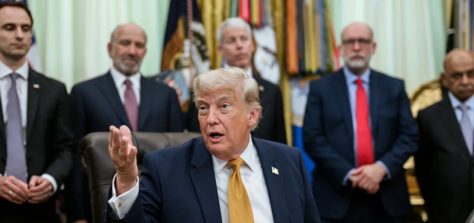 Trump ameaça novos ataques ao Irã e diz que ofensiva pode ocorrer ainda nesta quarta-feira