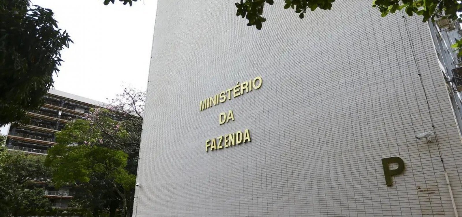 Governo bloqueia acesso de 2,8 milhões de beneficiários do Bolsa Família e BPC às bets