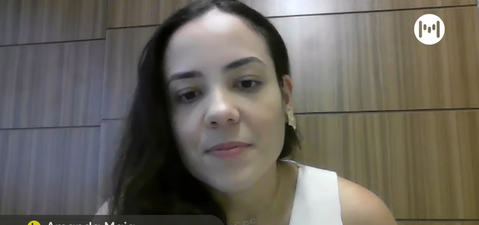 oftalmologista afirma que uso de telas pode favorecer condição de olho seco