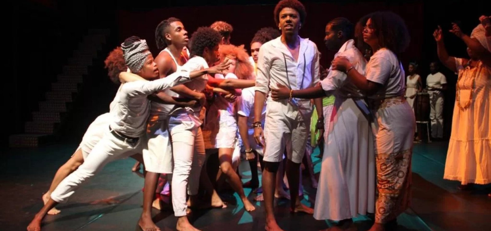 Bando de Teatro Olodum abre inscrições para Oficina de Performance Negra