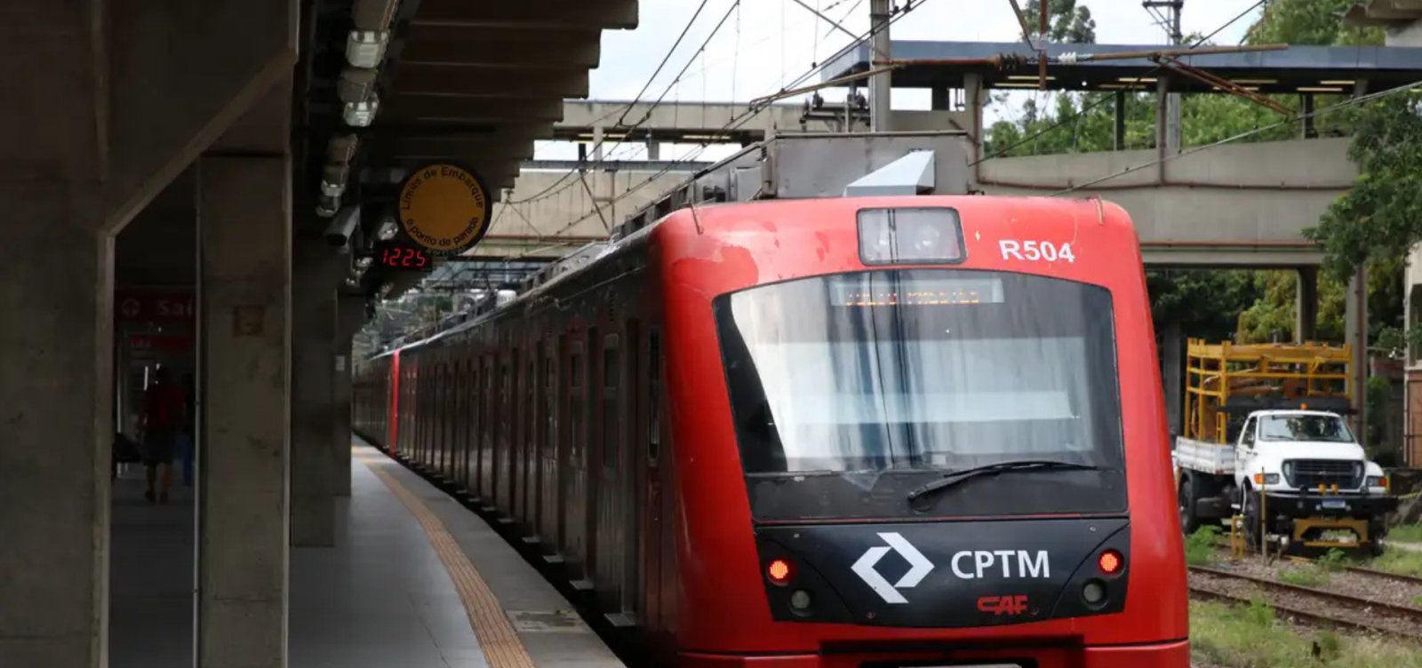 Linhas de trem em São Paulo voltam a funcionar após falhas na operação da concessionária 