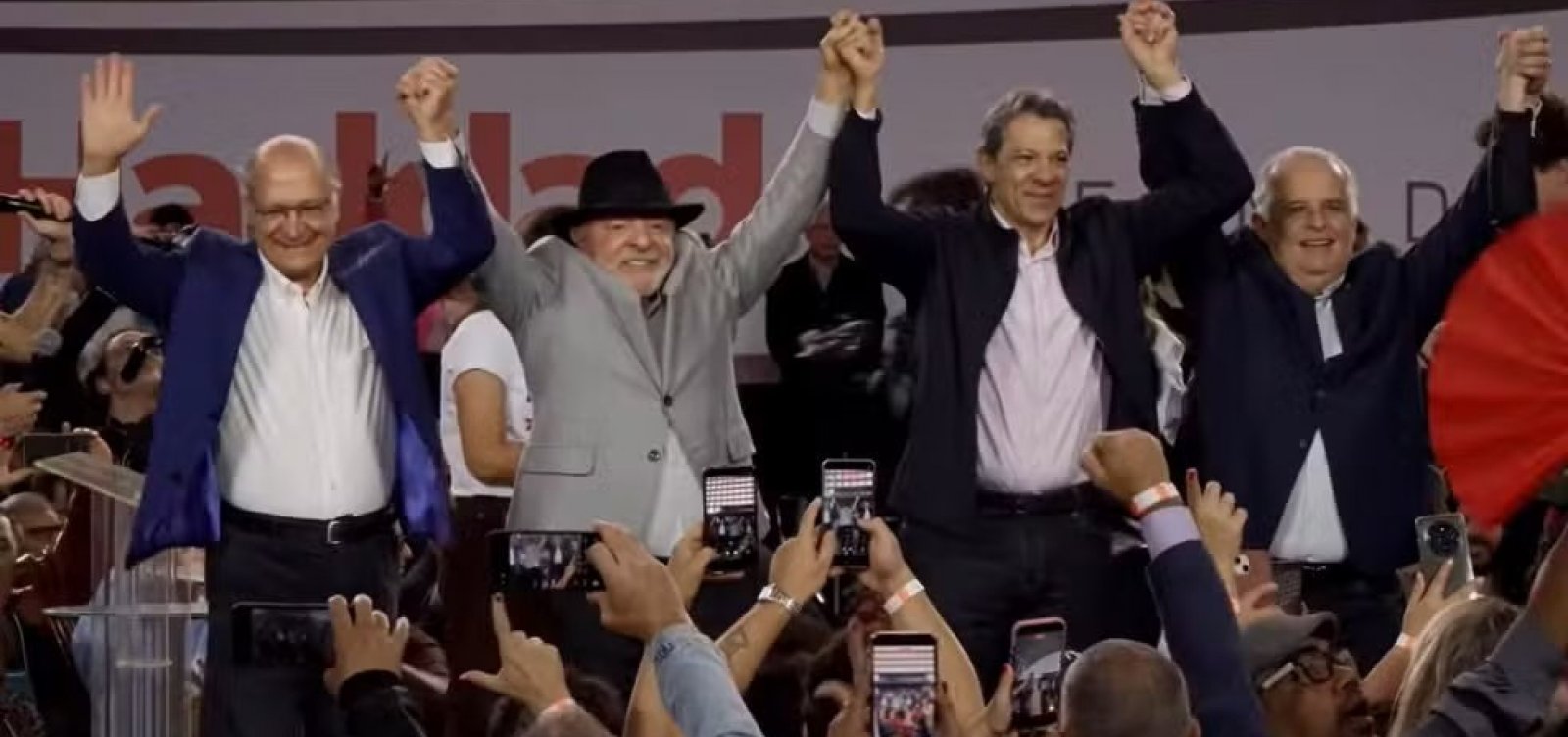 Com apoio de Lula, PT oficializa candidatura de Haddad ao governo de São Paulo