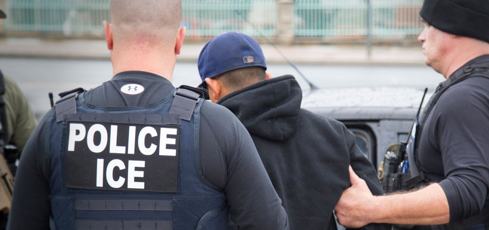 Emissora aponta que ICE começa operação contra imigrantes em Nova York