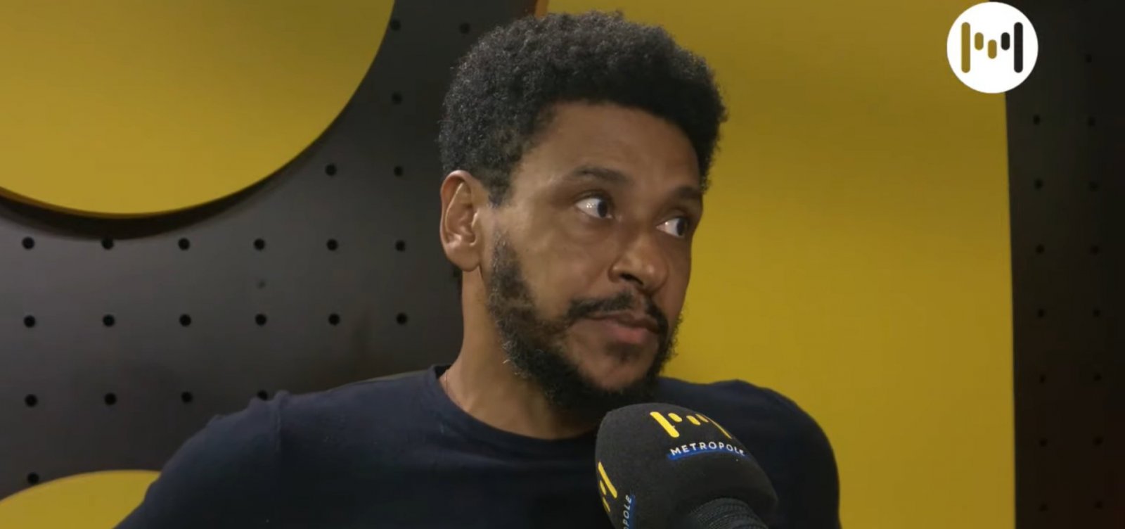 "As pessoas não conheciam a dramaturgia negra", diz ator Aldri Anunciação sobre criação do Melanina Acentuada Festival